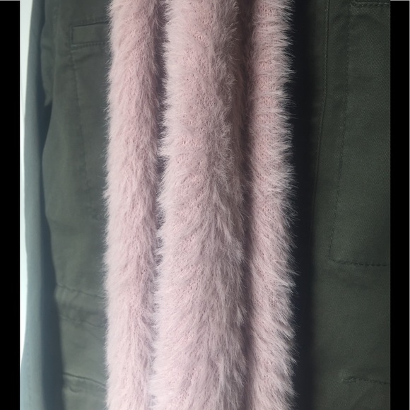 NWOT Charlie Paige Blush Pink SOFT Scarf & Hat - Picture 6 of 8